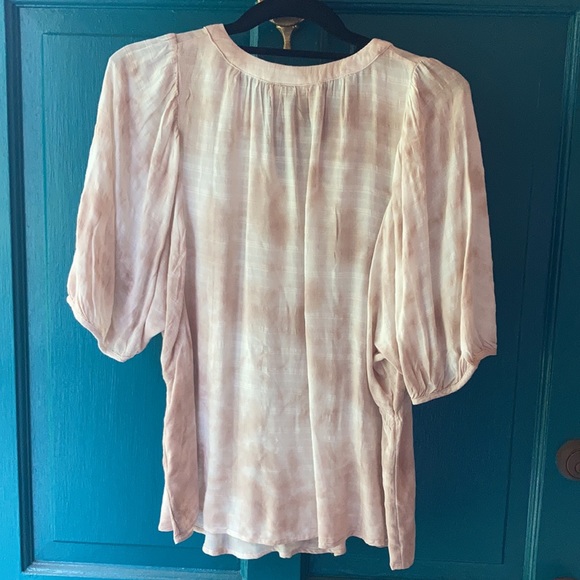 Universal Thread Blouse - Picture 3 of 5